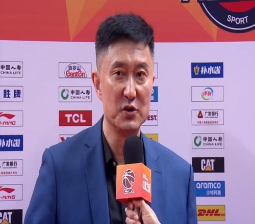 1月3日CBA看点：杜锋无奈广东遭遇伤病潮，广厦北京再度巅峰对决