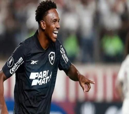 巴西边锋2选1，辽宁铁人加价抢人等严鼎皓合同到期重庆禁令解除