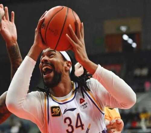 CBA常规赛！北控主场复仇广东，廖三宁率残阵死磕广东双外援