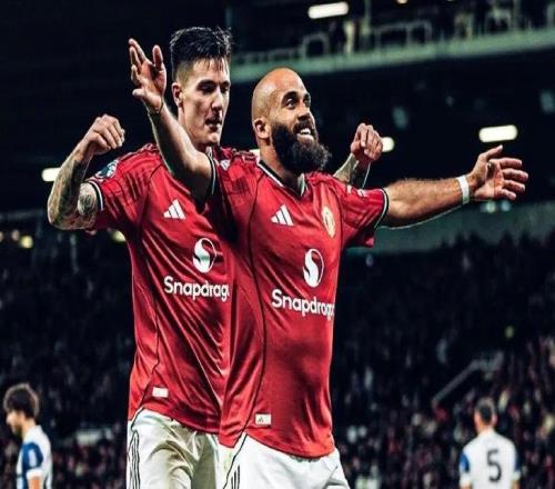 曼联1数据英超第1鲁尼：就目前而言，姆伯莫是本赛季曼联的最佳签约