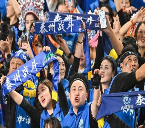 中超总结苏超爆火，业余足球的崛起密码，中超亦可借鉴