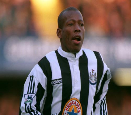 英超传奇人物：阿斯普里拉的球场内外