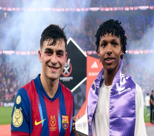 直塞助攻莱万破门，佩德里获得西超杯决赛最佳助攻奖