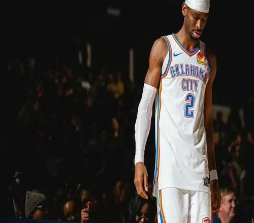 0.1秒反杀！连着2场绝杀！他46分统治加时！