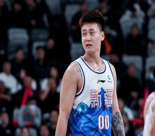 新疆男篮为什么愿意送走赵睿了解一下内幕，就找到答案了