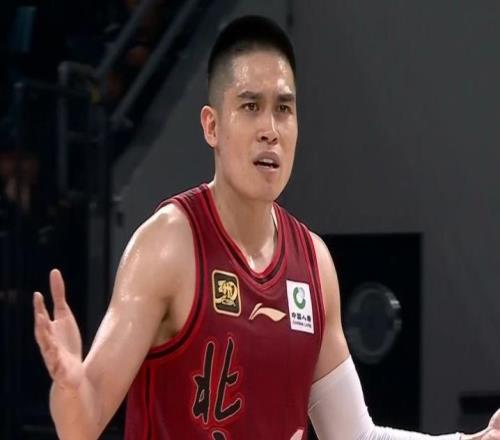 拼阵容深度！陈盈骏领衔，CBA四大豪门球队谁的第六人更强