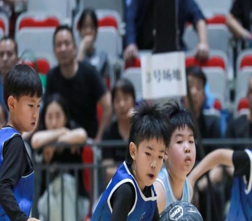 你的新年第一天被北京男篮承包啦！