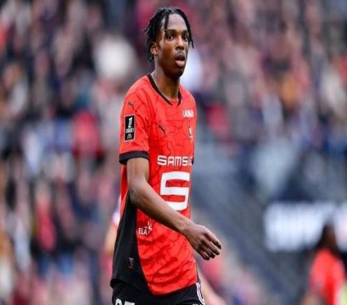 罗马诺：蓝军、拜仁、红军都在争雅凯，争取现在谈妥夏窗转会