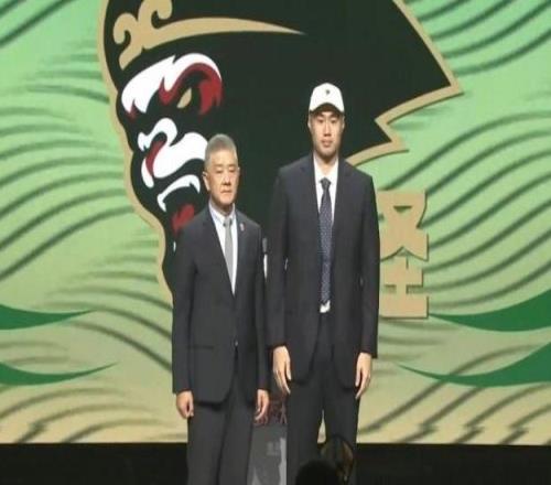 今年次轮29号秀！同曦官方：选秀球员刘仁斌因没有通过体检未签约