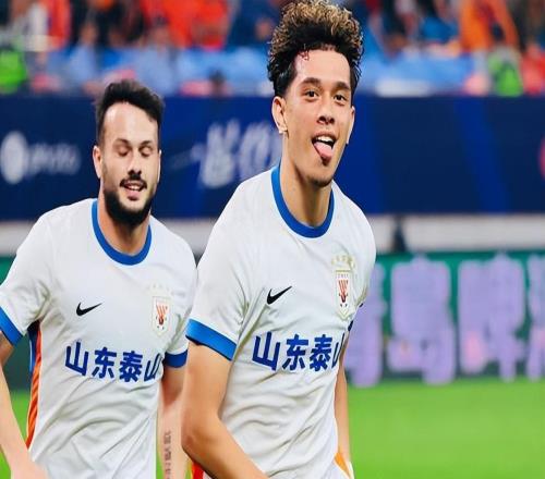 默契球鲁能2：2战平青岛海牛引发巨大争议，韩鹏真的放水了吗
