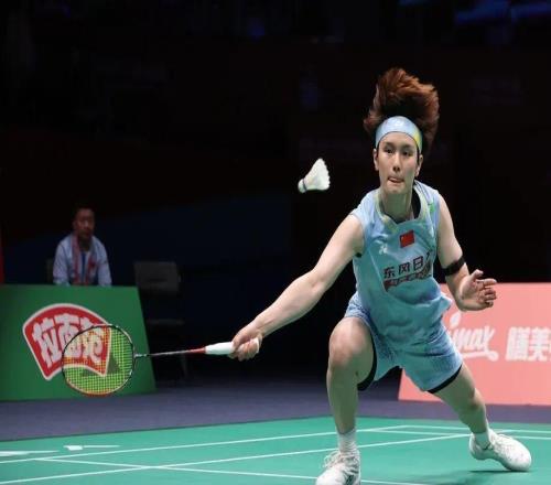 亚锦赛奖牌争夺进行中，石宇奇、王祉怡、“凤凰”率先挺进四强
