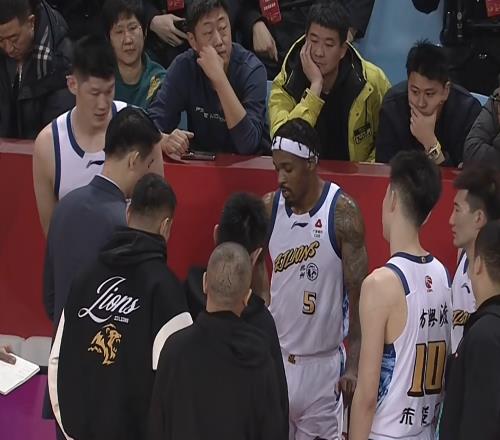 不是布朗，也不是朱俊龙！广厦队输给吉林，有1个人要负责任