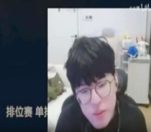 jiejie：转会期只能跟原队伍续约或被挑走，FPX很突然消失了