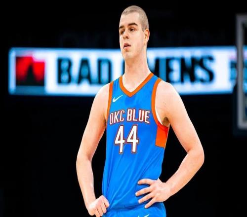 面对湖人二队豪取29分，雷霆后场新星也开始逐渐适应比赛节奏了