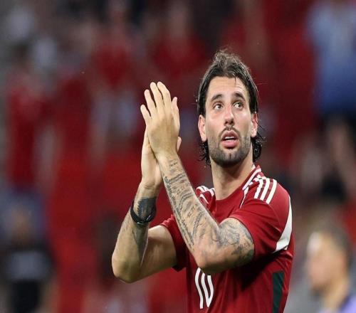 斯蒂尔：利物浦原本准备聘用孔帕尼，索博需要恢复射门员的定位