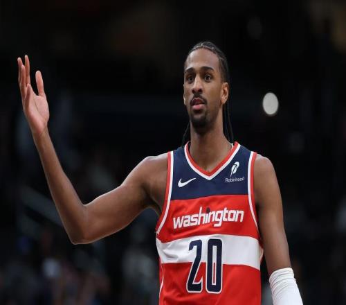 萨尔表态季前赛复出战猛龙，与哥哥上演正面对决