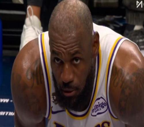 51+45！詹姆斯满眼看去，都是自己19岁的样子！