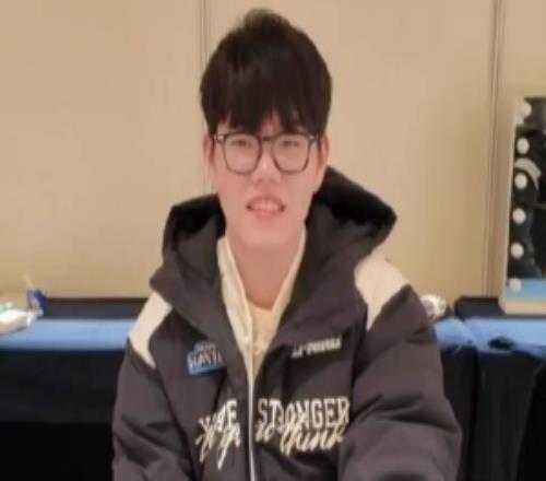 iG分享视频：上单Soboro的中文正在学习中