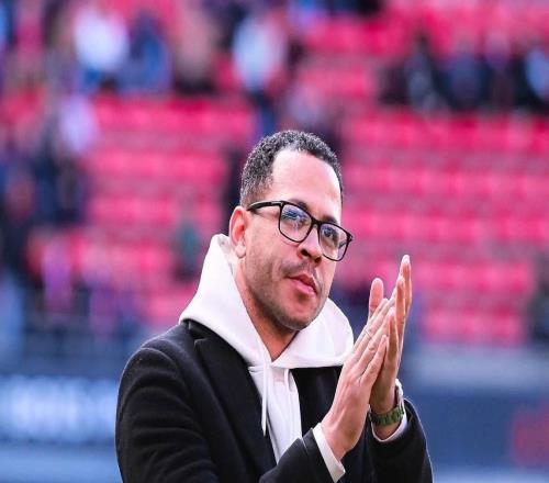 记者：如无意外罗塞尼尔将执教切尔西，周一与管理层会面