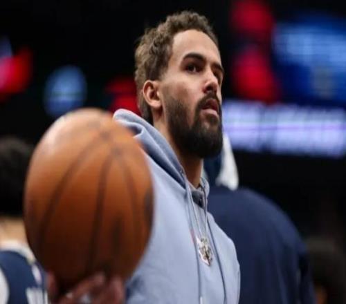 奇才计划三年续约特雷扬他将在本周五迎来复出