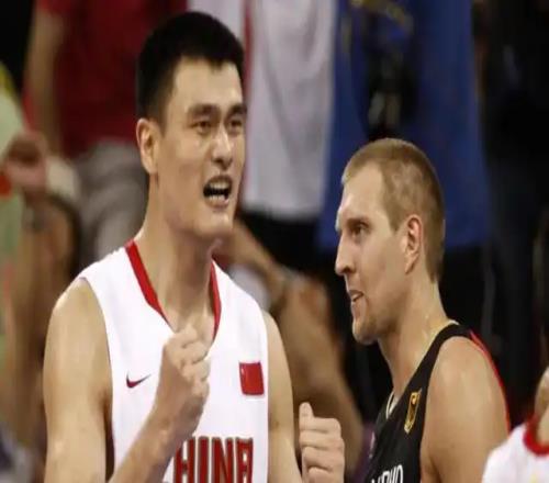 双星辉映：诺维茨基与姚明的传奇之路，两种文化的NBA丰碑