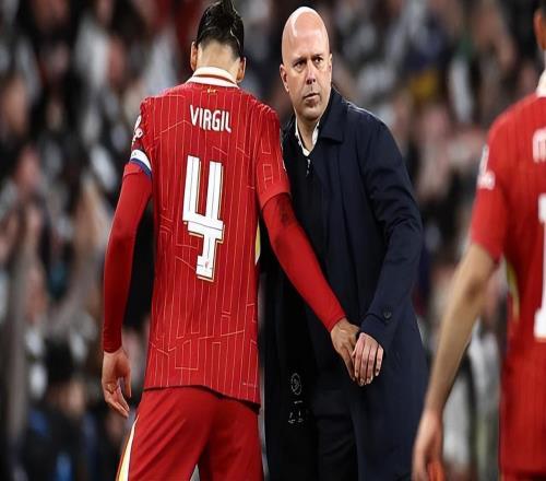 利物浦坠落成“四无球队”，压力山大的斯洛特还能完成自我拯救么