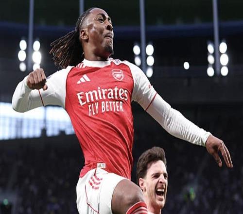 埃泽：我每场比赛都想进球，只是对阵热刺的时候似乎特别高效