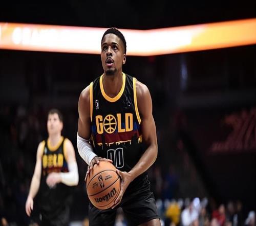 优秀的第六人！湖人二队板凳席上还隐藏着一名强力得分手