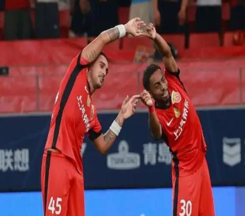 中超冬窗格局：3强搅动转会市场，李金羽成大赢家！传统豪门沉寂