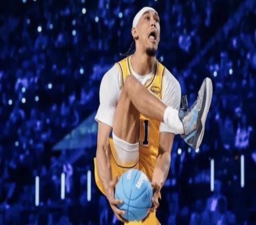 湖人3配角真好使！斯玛特统领关键球，肯纳德太稳，海斯完美终结