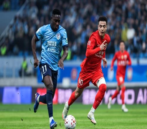 爆冷，41到01，中超冠军被打回原形，3轮2分，离了裁判真不行