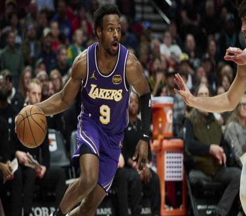 湖人队布朗尼詹姆斯透露，他在比赛中的一项能力“大幅提升”