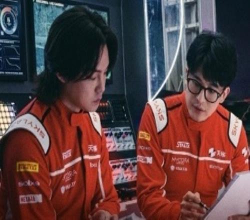 上映10天破33亿！《飞驰人生3》票房狂飙即将超越前2部