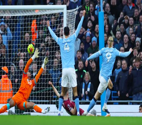 30！神锋2射1传11.9亿豪门气势如虹7连胜时隔16轮再度登顶