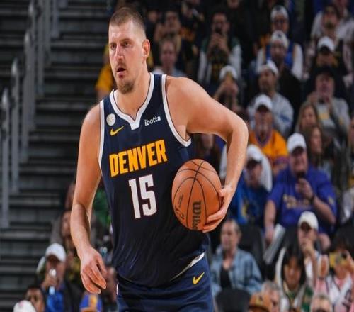 尼克斯vs掘金：约基奇大战唐斯，尼克斯状态火热冲8连胜