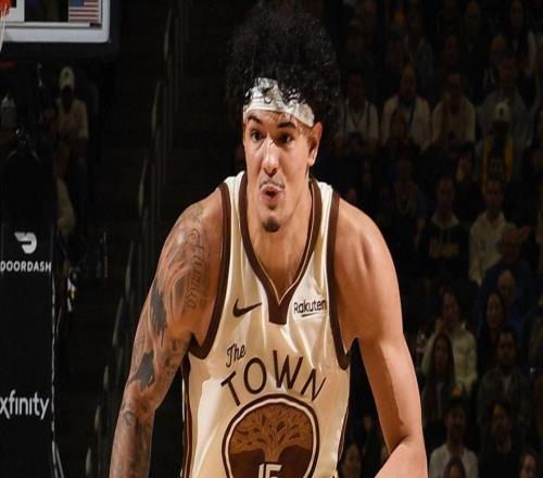 勇士17分大逆转！一口气获4条喜讯：奇兵送准绝杀+追梦遭DNP露馅