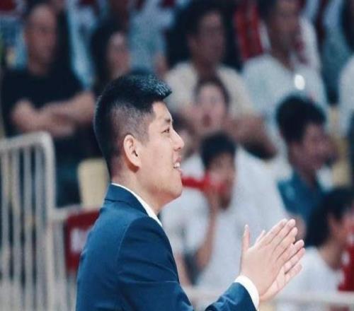 CBA揭幕战直播安排出炉！黑马有望掀翻卫冕冠军，4大理由可见一斑