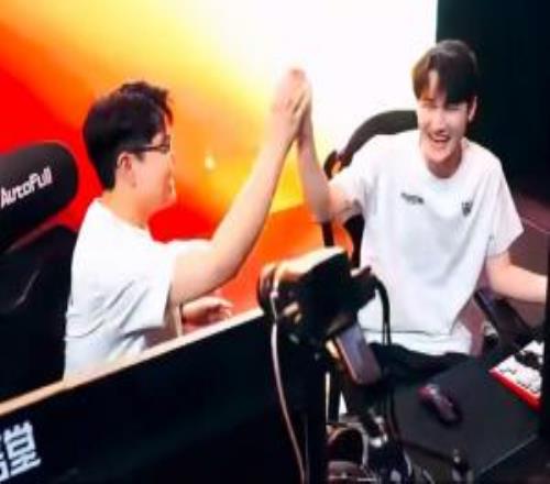 369喊话Karsa：咖哥我今天打得怎么样，下场还给我加油！