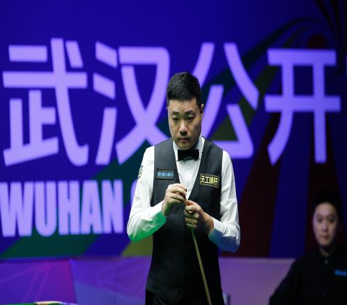 斯诺克武汉公开赛：丁俊晖51晋级，下轮将战19岁新星穆迪
