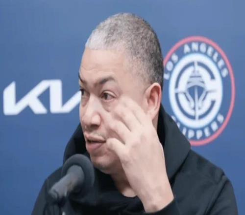 快船惨败骑士！仅靠伦纳德与柯林斯，尼德豪泽稳健，众主力迷失！