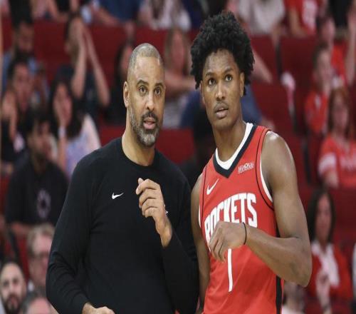 乌度卡亲承不补强控卫！火箭队真要按兵不动美媒送2换2理想方案