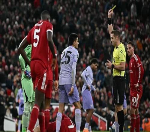 舍伍德：迭戈戈麦斯应该被红牌罚下，他不是冲着球去的