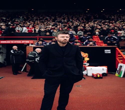 曼联32富勒姆：第一场大考，卡里克如何惊险过关