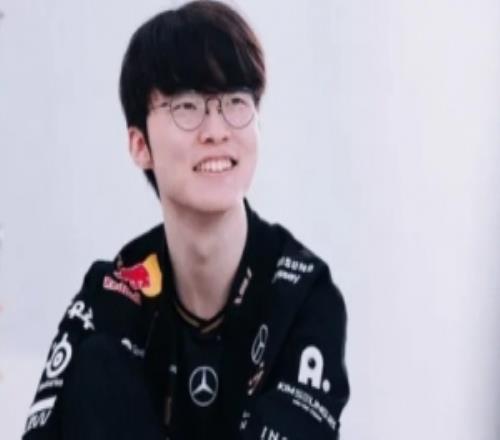 同样四进决赛！SKT.Faker83场世界赛63胜T1.Faker86场世界赛63胜