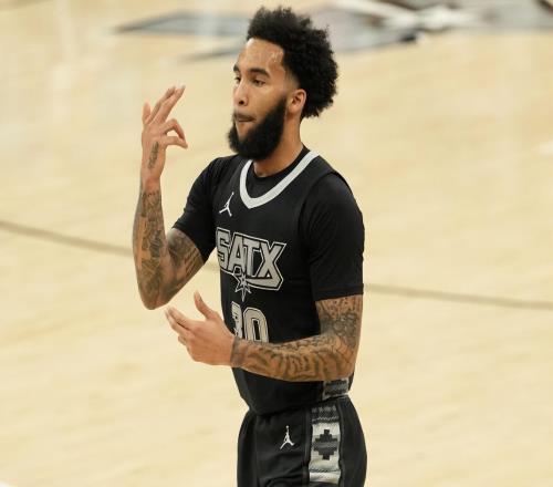 SGA三节轰30+6+4仍无缘今日最佳！对不起，你碰到暴走的落选秀了