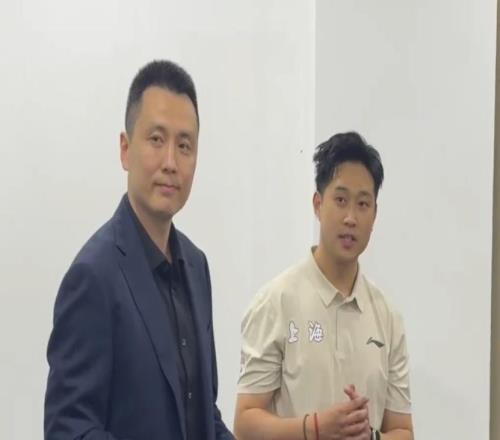 胜广东更衣室！卢伟赞3将强调团结，领导直指别膨胀，氛围感拉满