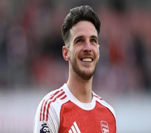 博主：阿森纳将在当地时间1月3日决定是否让赖斯出战伯恩茅斯