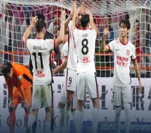 八月不顺！云南玉昆8月至今仅1胜场均丢4.4球，吞三场大败