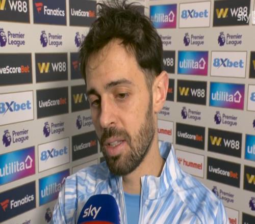 B席：球队今天上下半场判若两队，但拿到一分也算可以接受