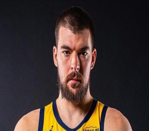 卡莱尔：祖巴茨的伤情升级为“可以出战”将迎步行者首秀